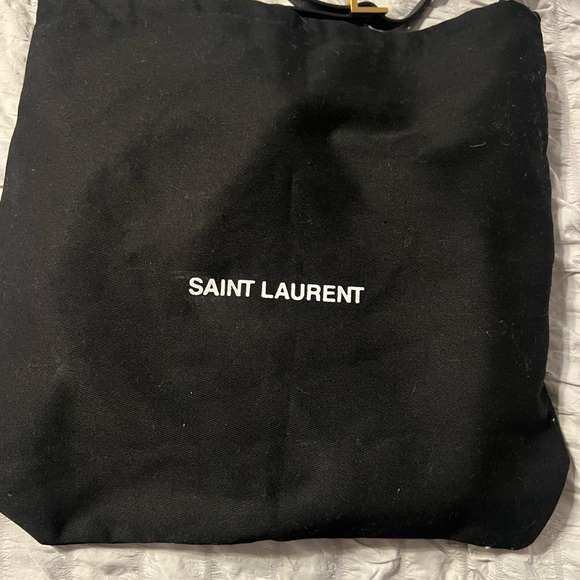 Saint Laurent Black Leather Shoulder Bag with Gold Accents - Picture 4 of 4